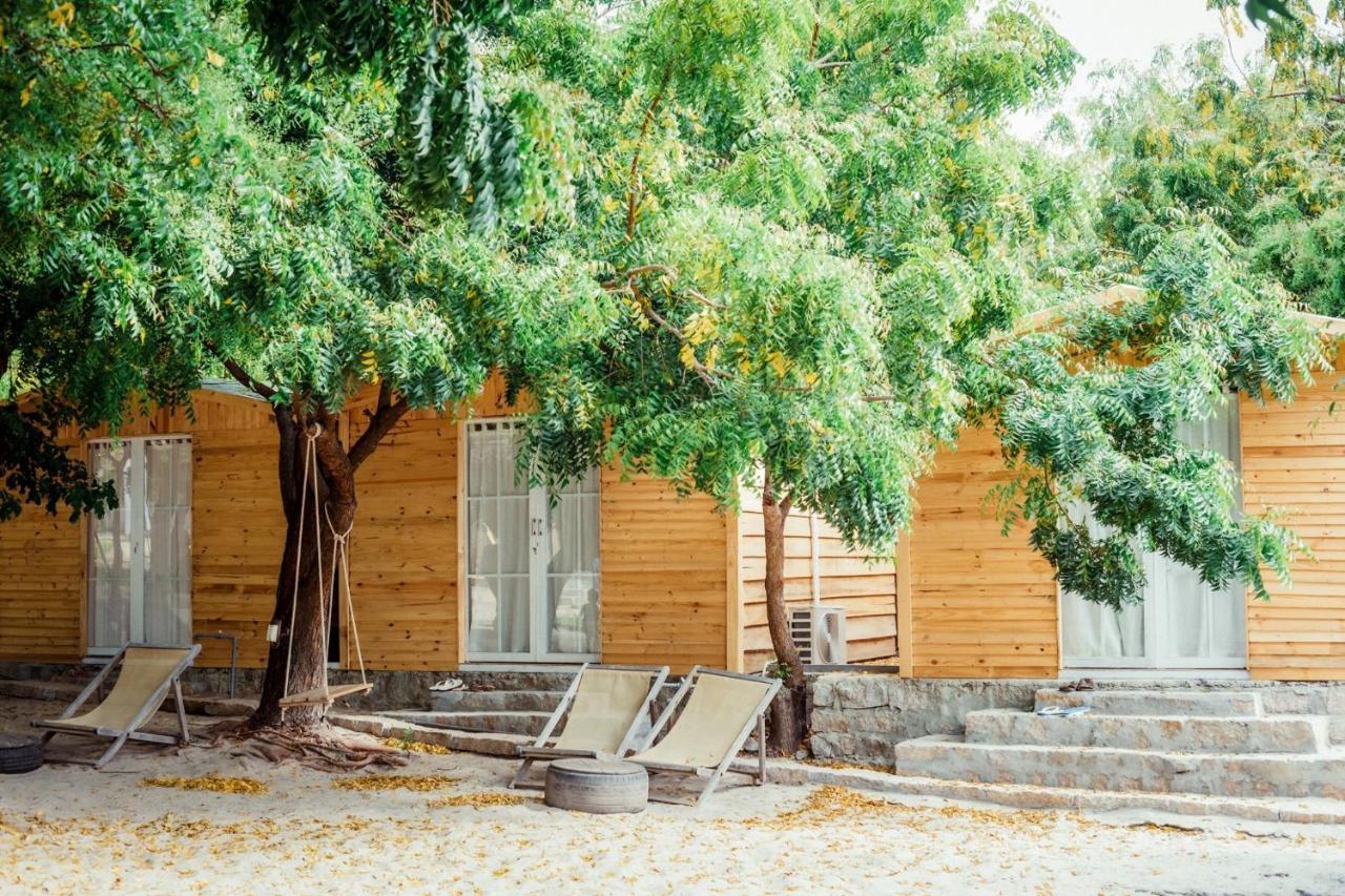Villa Dao Hoa Vang Cam Ranh - Venuestay Екстер'єр фото